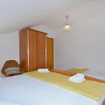 Apartment 2-bedroom With Large Terrace 3558-1