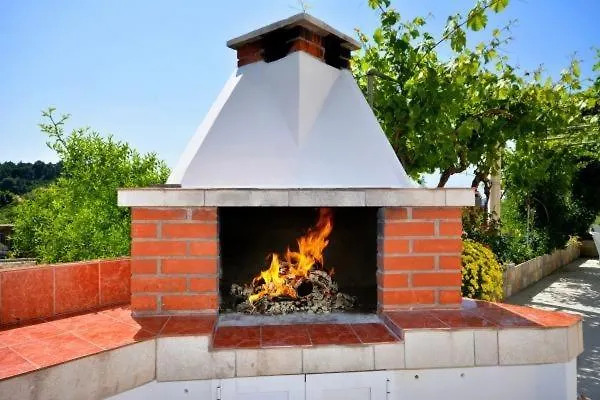 2-bedroom With Large Terrace 3558-1 Apartament Žuljana