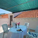 Lejlighed 2-bedroom With Large Terrace 3558-1