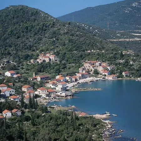 Apartman 2-bedroom With Large Terrace 3558-1