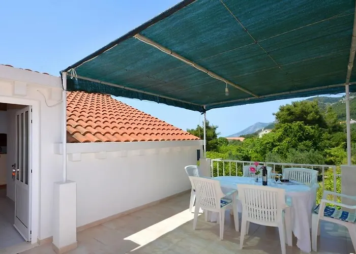 2-bedroom With Large Terrace 3558-1 Žuljana