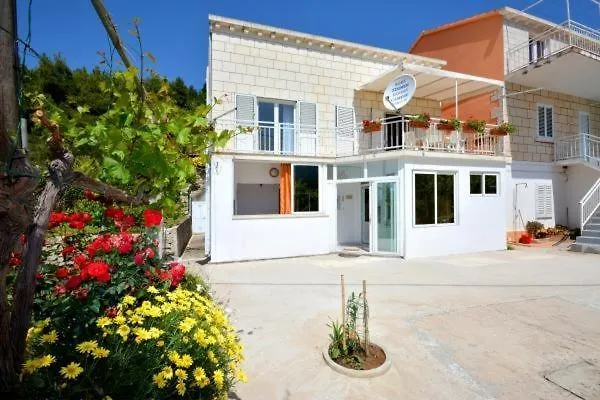 2-bedroom With Large Terrace 3558-1 Žuljana